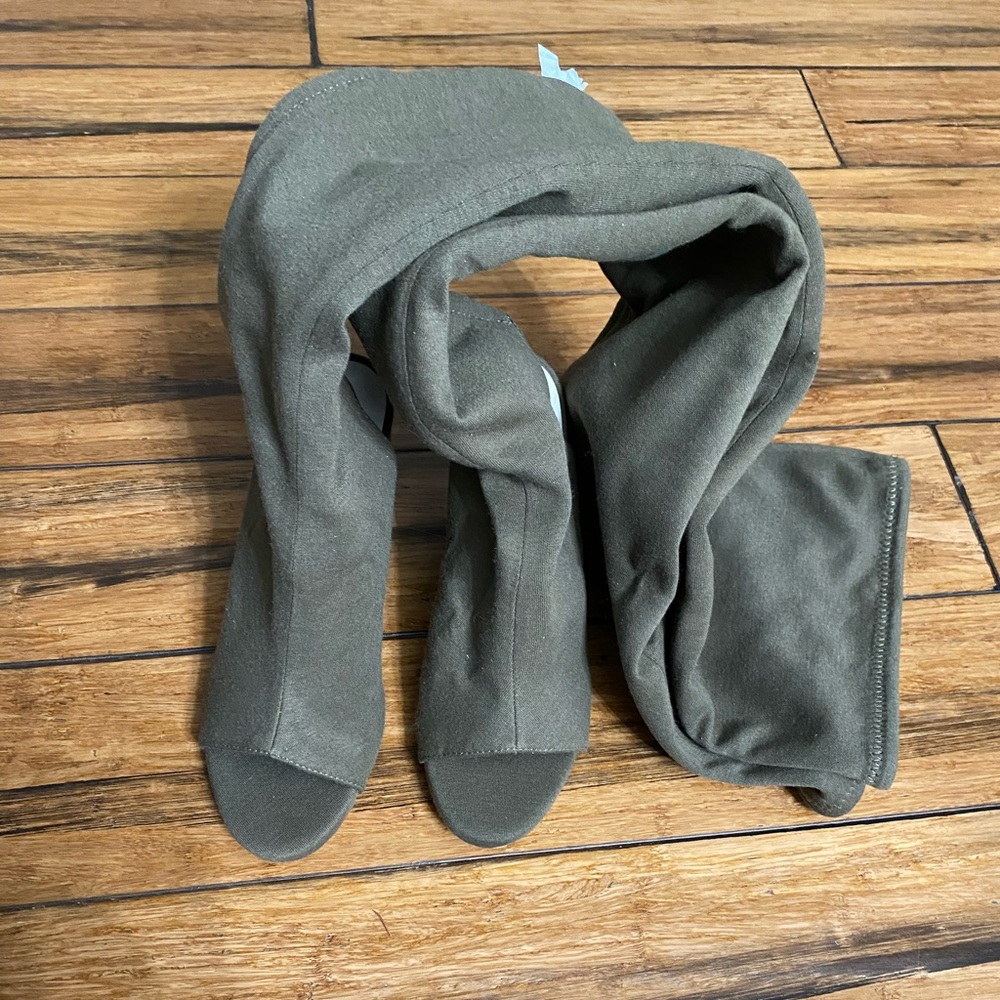 Raye shoes . Size 9